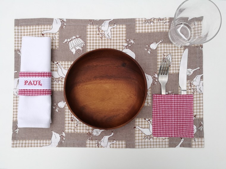 Set oies avec assiette