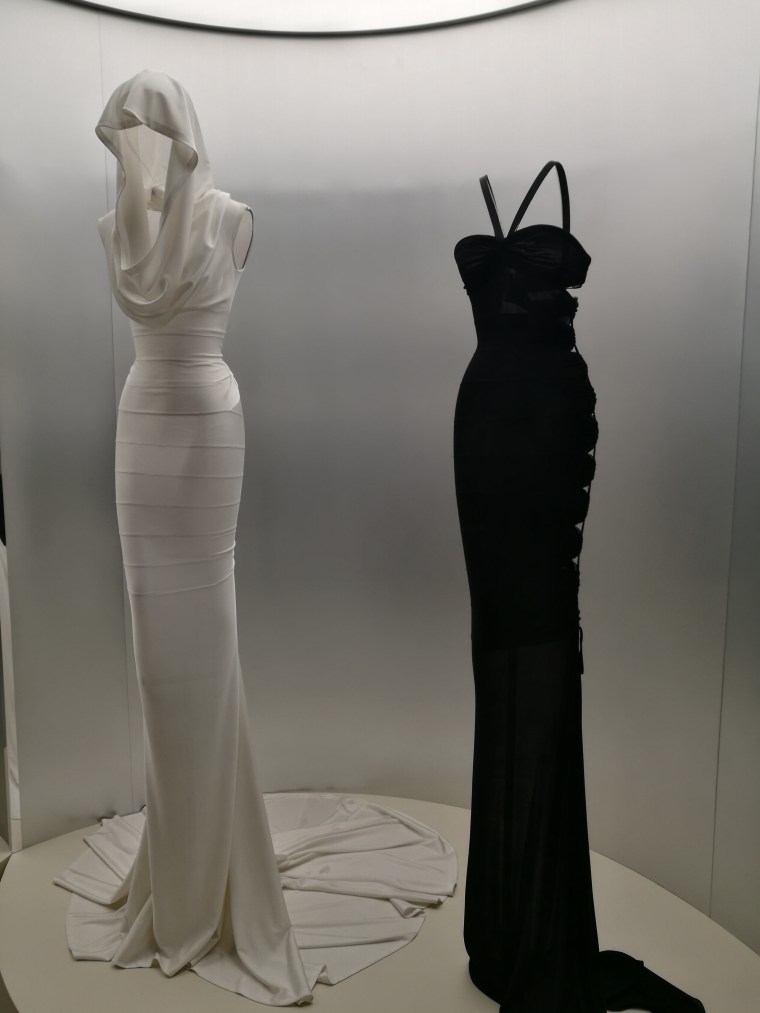 Robes d'Azzedine Alaïa